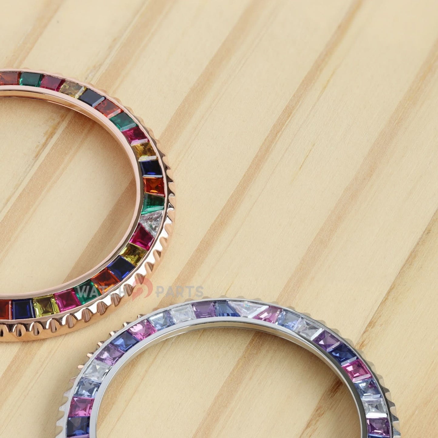 Mira el bisel para rubicias de yates rolex de 40 mm rubíes y zafiro azul sintético/espinela morada y moissanite