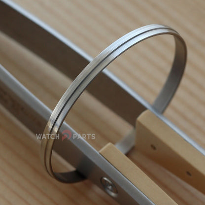 Mira el anillo de retención de la junta de acero de cristal para el bisel Rolex Daytona 116500 Watch