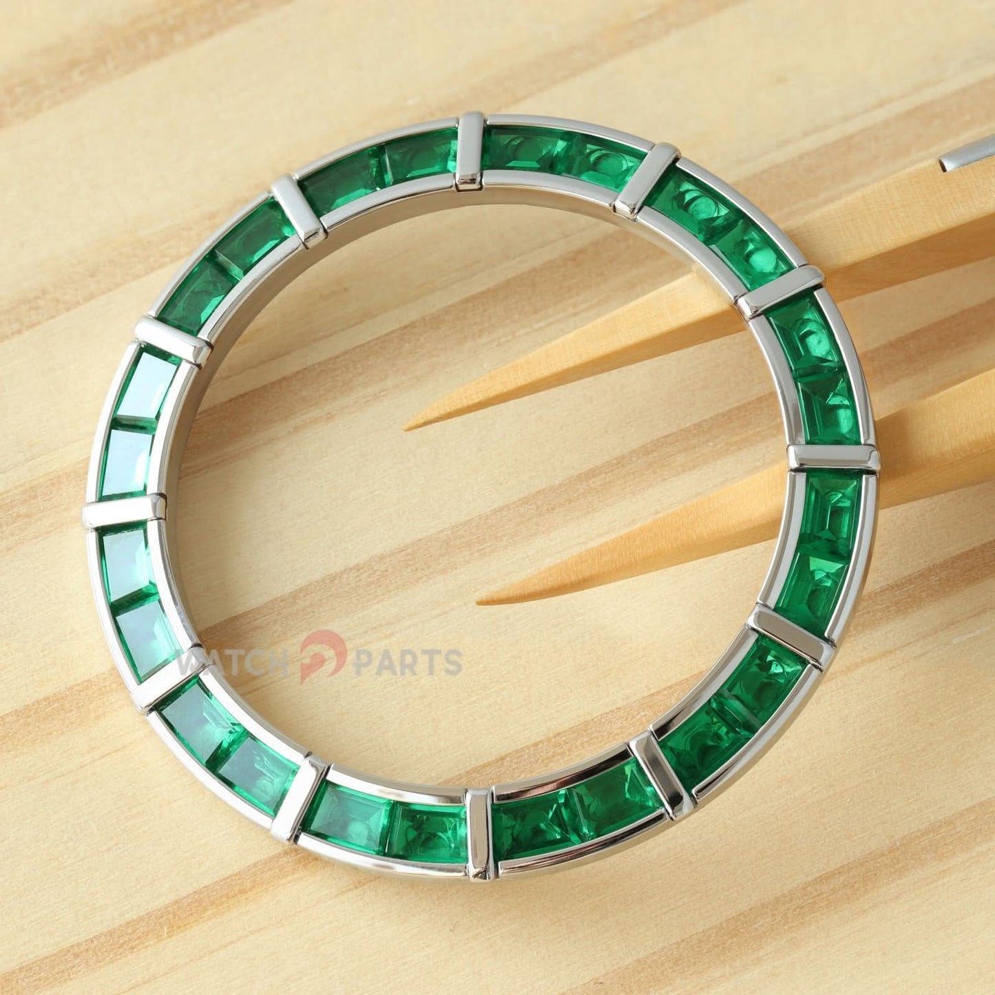 24 Baguette Synthetic Emerald Watch Bezel for Rolex Daytona 40mm Watch Gemstone Bezel